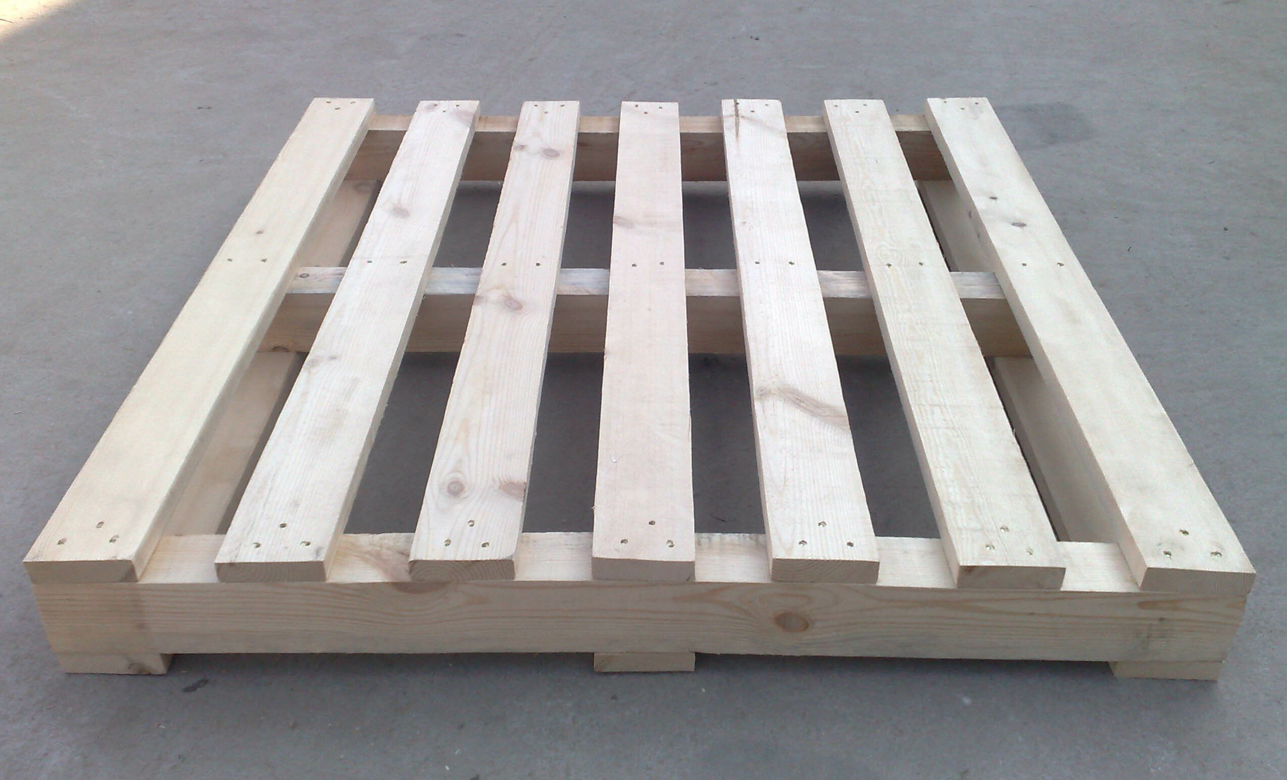 為什么木托盤會變形? 為什么木托盤會變形?