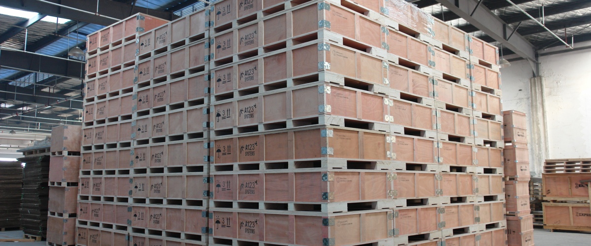 圍板箱廠家告訴你危險品包裝運輸中要注意哪些問題? 圍板箱廠家告訴你危險品包裝運輸中要注意哪些問題?